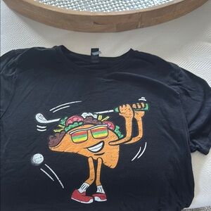 Gildan Black golfing taco T-shirt
